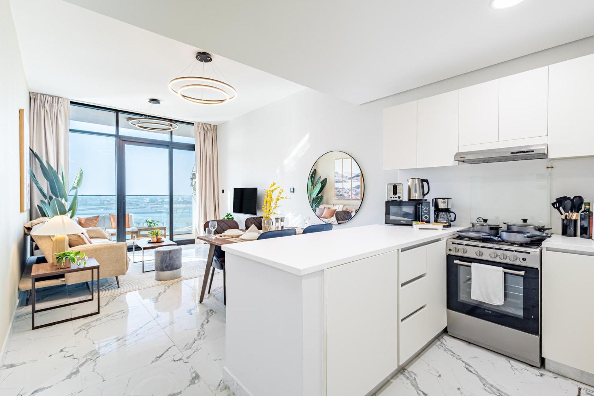 Full Cleveland & Canal View - Perfect Corporate - 5 Min Walk From Adgm And Galleria - Big Balcony - Upgraded *