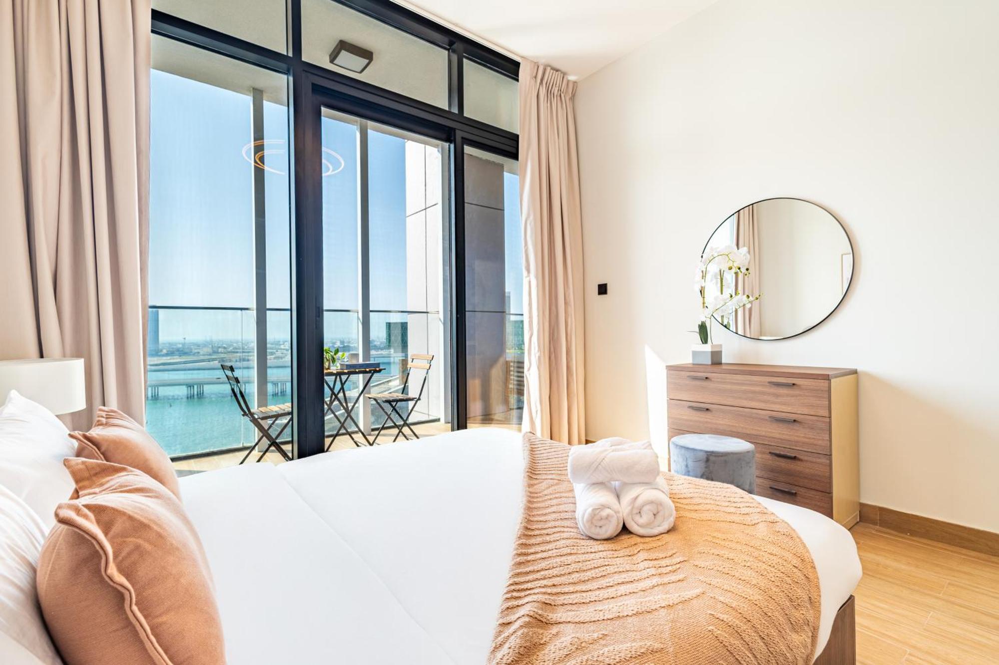 Full Cleveland & Canal View - Perfect Corporate - 5 Min Walk From Adgm And Galleria - Big Balcony - Upgraded * Abu Dhabi