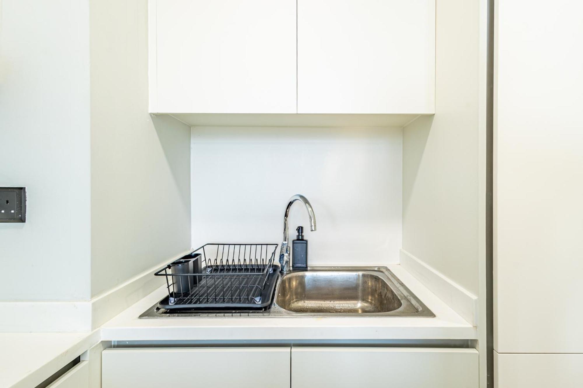 Full Cleveland & Canal View - Perfect Corporate - 5 Min Walk From Adgm And Galleria - Big Balcony - Upgraded